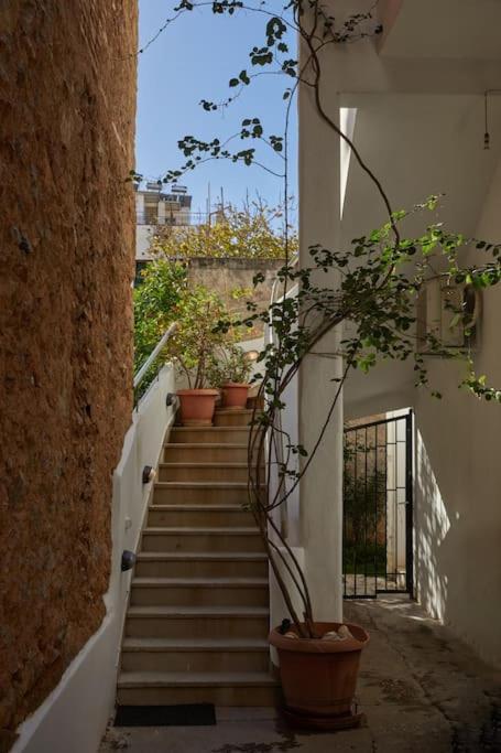 The Sunny House Appartement Athene Buitenkant foto